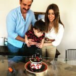 Ozan Dağgez Instagram - İyiki doğdun benim aslan oğlum #happybirthday #myson #9temmuz2015 🎉🎂 @eda_saritasdaggez Istanbul, Turkey
