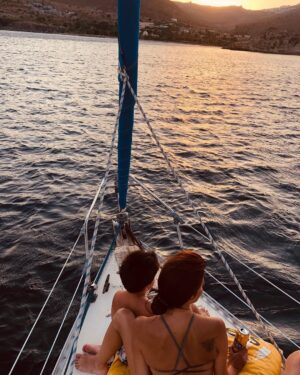 Ozan Dağgez Instagram - #sunset #mylife #myloveandmyson #sealife @eda_saritasdaggez