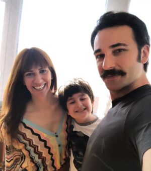 Ozan Dağgez Instagram - Sevdiklerinizle birlikte nice güzel bayramlar dilerim 🙏🏼🙂 @eda_saritasdaggez
