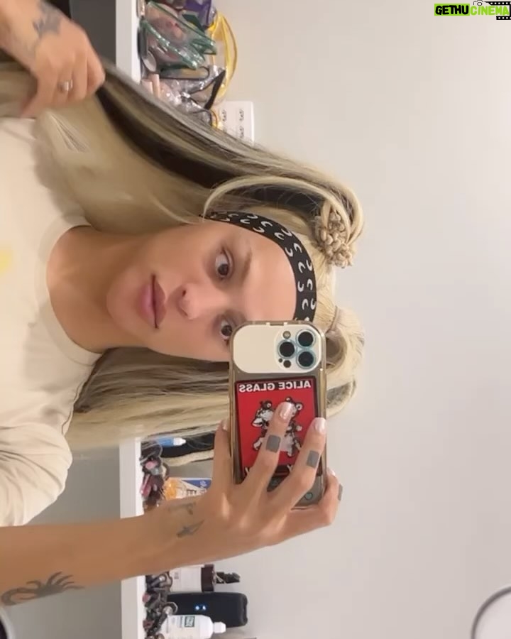 Pabllo Vittar Instagram - localiza ae :)