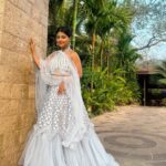 Pallavi Mukherjee Instagram - Mangeyan Tere Toh Rabba, Rabba Mainu Tu Mileya 🤍🤍 Styled by @yourstylistforever Outfit @mehrbypretty 📷 @marygitasree #wedding #lahenga #ootd #weddingdress #festivewear #traditionalwear #wednesdayvibes #loveislove #mood #instafashion