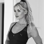 Pamela Reif Instagram - Gangster Version 🥸👀 how many times should we include the new workout in the plans next week? I tend to 3 times and have Sweaty Endorphins as an alternative buuuuuuutt in the end you know where to click to find it 😂😂 I arrived on Ibiza & can’t wait for summer on this island 🥹🤤🤤 next week is a bit more chill for me and I am 10/10 excited for it! I tried writing my usual “weekly to do list” and because of some unplanned reasons I already finished most of it last week 😮‍💨 it’s almossssssst kind of empty #cantbelieveit 🫣🫣🫣 Have a wonderful Sunday xxxx #dance #workout #mood #gangster #pamelareif #barbie