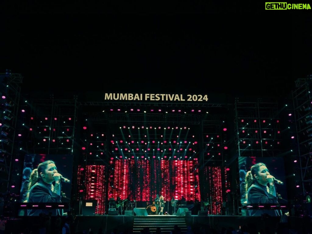 Parineeti Chopra Instagram - Andddd it’s done…. I have tears of joy as I type this: MY FIRST EVER LIVE SINGING PERFORMANCE was last night and it was everythinggg I could wish for and more ❤️ Thank you all for the love and kindness you all have shown. It means a lot to me 🙏🏻 #MumbaiFestival2024 #EveryoneIsInvited #SapnoKaGateway #MumbaiEkTyoharHai @maharashtratourismofficial @mumbai__festival @wizcraftglobal