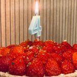 Park Chae-rin Instagram - 𝘊𝘩𝘦𝘳𝘳𝘺 𝘉𝘶𝘭𝘭𝘦𝘵 4𝘵𝘩 𝘈𝘯𝘯𝘪𝘷𝘦𝘳𝘴𝘢𝘳𝘺🍒