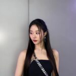Park Chae-rin Instagram - 👀🖤