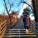 Park Jae-min Instagram - # It is never too cold. 다사다난 했던 한 해였습니다. 기대했던 계획은 물거품이 되고 기다렸던 희소식은 들리지 않았습니다. 하지만 난세에도 영웅은 존재했고 무방비 상태에서도 우리는 잘 버텨냈습니다. 그 누구도 아닌 국민들이 진정한 영웅이었고, 의료진 여러분들이 진정한 영웅이었고, 빈틈 없이 나라를 지킨 군인들이 진정한 영웅이었습니다. 19에 시작된 악몽이 21이 될 때까지도 끝나지 않았지만, 분명 새해에는 이 긴 악몽에서 깨어날 수 있겠죠. 우리는 이겨왔고 이겨낼 것이며 보다 더 강해질 겁니다. 고생하셨습니다. 내년에도 잘 부탁드리겠습니다. Has been a crazy year. However we always won and will win this battle as well. Be strong and be brave. Hope 2021 be a blast to every one. Thank you and happy new year to all. #happynewyear #송구영신 #새해복많이받으세요 #내년에는시상식갈수있길 #오늘도15kg짊어지고 #급속행군