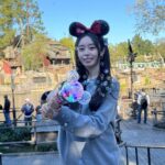 Park Ji-yeon Instagram - Disneyland ✨