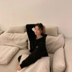 Park Ji-yeon Instagram - refresh🍀