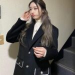 Park Ji-yeon Instagram - 👀