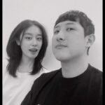 Park Ji-yeon Instagram - 안녕하세요. 지연입니다. 제가 팬 여러분께 직접 말씀드리고 싶은 이야기가 생겨 용기 내어 이렇게 글을 쓰게 되었습니다. 10대에 데뷔하여 어느덧 시간이 흘러 벌써 30대가 되었네요. 어리고 모든 게 두려웠던 데뷔 후 10대에 불안감에 휩싸여 움츠려들었을 때, 힘든 시기에 포기하고 싶었던 20대에도 늘 그대들이 손 내밀어 잡아주고 묵묵히 긴 터널을 지나올 수 있게 응원해주셔서 지금의 제가 있을 수 있습니다. 이런 저를 믿고 한결같이 응원해 주시는 팬분들께 다른 분들의 말이나 글이 아닌 제가 직접 팬분들께 가장 먼저 말씀드리고 싶습니다. 작년 지인을 통해 알게 되어 좋은 감정으로 만난 남자친구가 있습니다. 언제나 저를 먼저 배려해 주고 아껴주며 저에게 행복이란 걸 알려준 제 인생에 선물 같은 남자친구와 다가올 겨울에 결혼을 약속했습니다. 불안정한 저를 단단하게 잡아주고 기댈 수 있게 어깨를 내어준 든든한 남자친구와 이쁘고 행복하게 잘 살겠습니다. 너무 갑작스러운 소식에 놀라지 않으셨을까 걱정되지만 저에게도 이런 행복을 여러분과 함께 공유할 수 있는 날이 오게 되어 한 글자 한 글자 적으며 많이 떨리고 긴장되네요 팬분들께서 보내주시는 응원과 사랑에 앞으로도 꾸준히 좋은 모습으로 보답하겠습니다. 그대들 감사하고 사랑합니다❤️