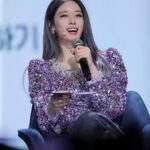 Park Ji-yeon Instagram - ❤️