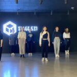 Park Ji-yeon Instagram - Choose one 🤔