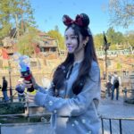 Park Ji-yeon Instagram - Disneyland ✨