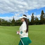 Park Ji-yeon Instagram - ☀️