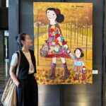 Park Jin-hee Instagram - . 한국에서 4계절간 느꼈던 친절한 사랑을 담은 에바알머슨의 작품, 행복감이 전달되네요❤️ . . #포시즌스호텔 #fsseoul#WorldeKindnessDay #FSartofkindness #드림인컬러#kidsforallseasons#세계친절의날 Four Seasons Hotel Seoul 포시즌스 호텔 서울