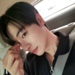Park Sang-nam Instagram - 머리카락이 눈을 자꾸 찔러