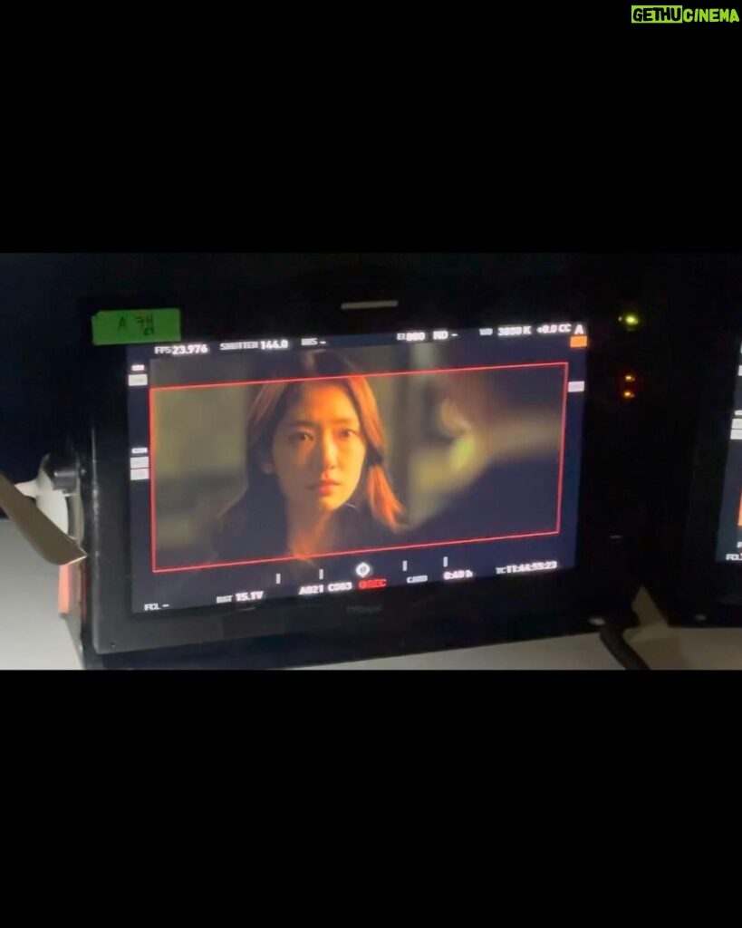 Park Shin-hye Instagram - 남하늘의 첫촬영. 곧 옵니다 곧 !!!!!!! 1월 27일에 만나요❣ #닥터슬럼프 #jtbc