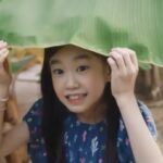 Park So-yi Instagram - Posted @withregram • @topten10kids_official 탑텐키즈 22 여름 메이킹 필름 공개🎬 #TOPTEN10KIDS_22SS 사랑스러운 탑텐키즈 아이템들과 함께 가볍고 다채로운 여름 스타일링을 완성해보세요🍀 메이킹 영상에 담긴 탑텐키즈의 다양한 여름 컬렉션! 여름과 어울리는 시원하고 다채로운 디자인으로 우리 아이들에게 더 나은 일상의 행복을 선물할 탑텐키즈 여름 신상품들 많은 기대 부탁드려요🥰 - 부모의 마음을 담아 좋은 옷, 좋은 가격으로. #탑텐키즈 #TOTPEN10KIDS #굿웨어 #Goodwear #굿웨어탑텐키즈 #kids #kidsfashion #kidsbrand #키즈브랜드 #아동복브랜드 #탑텐키즈박소이 #아역배우박소이 #박소이 #parksoi #22ss #키즈여름코디 #키즈여름스타일링 #키즈여름패션 #아동여름옷 #아동여름패션
