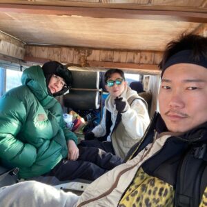 Park Young-tak Instagram - 🏝🐟🐚
#안싸우면다행이야
#붐 #영탁 #송진우