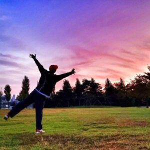 Park Young-tak Instagram - 오랜인연 👨‍👦‍👦
힐링이염 🌇
우와 우리형집 앞마당 넓다🙃