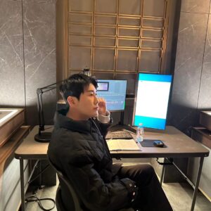 Park Young-tak Instagram - 처음이란 항상 소중한 법
첫화부터 마지막화까지 
모든 순간,함께한 모든 분들께 감사드립니다.

행복해야 돼 강남순 간이식🤵👰‍♂️

아맞다 우리희식이 나라를 지키고 있구나..
잘생긴 얼굴보러 면회갈게

Feat 올려( 노래가 빠이팅 넘치는 이유 = 우리 마수대 , 간이식 , 강남순 덕)

#힘쎈여자강남순 
#stronggirlnamsoon