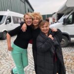 Parla Şenol Instagram - @ruhsargultekin ve @muge_akyamac ile #burçlarfilmi seti