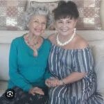 Parla Şenol Instagram - Sesiyle Turkiyeyi cinlatti, sessizce gitti halam. @sehirtiyatrolari na küskün oldugu için isteği buymuş. Bunu kabullenemiyorum, ama gidişi sessizce olsa da sesi hep hafızalarda olacak. Kristal sesli, kristal gülüşlü kadın...