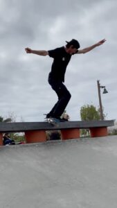 Pat Duffy Instagram - #poodspark TY @etniesskateboarding @kaenon @planbofficial @ojwheels @paradoxgrip @independenttrucks @fkdbearings @biggestlittleskateboardco @raseborgsfermenteri 🎥 @brycepagter edit- @river69 🙏🏻💯✔️