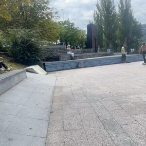 Pat Duffy Instagram - Quick 1 in Bilbao  at Spanish @emb4ever plaza W/ 1& only @dannyway  thank you @planbofficial @hlcdistribution 🙏🏻💯🙏🏻