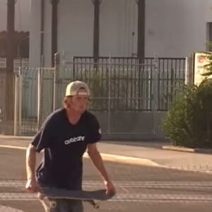 Pat Duffy Instagram - SwFrontside flip battle from 02 for your viewing pleasure!! Los Angeles ca. 🎥 and Spot by @heyfilmthis for @twskate #subtleties I loved filming w/ jason and for this part 🙏🏻💯🔥 rip #jayabonderov ❤️