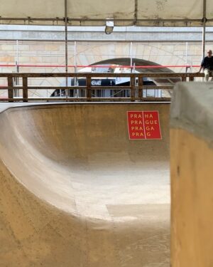 Pat Duffy Instagram - @etniesskateboarding ad. And some other clips at @mysticsk8cup bowl.  Thankful for this epic event!!! 📸 @treeforce