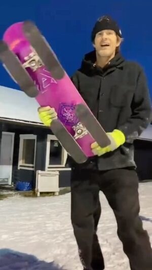 Pat Duffy Instagram - This @sledesnowsk8 prototype is the best snow skate I’ve tried. Can actually turn. Thanks Sampo for cruising through! @paminne_ski
