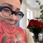 Patricia Heaton Instagram - I’m out of town but Hubs comes through…#valentines #valentine #love #hearts #happyvalentinesday #marriage #lovestory #redroses #roses #chocolates