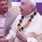 Patricia Heaton Instagram - Looking back to a year ago when I had the honor to meet and receive words of encouragement from @franciscus. A truly humbling experience. #PopeFrancis #Vatican @followvitae