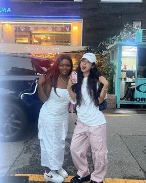 Patricia Thona Yiombi Instagram - 행사가 거즘 할리우드 느낌 그 자체(미국 한번도 안 가봄)😋 절미언니랑 데이뚜😘