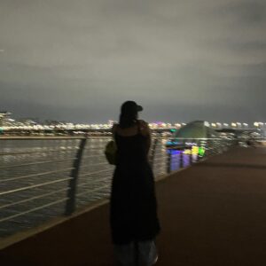 Patricia Thona Yiombi Instagram - 몇 달 전까지만 해도 작가님이었는데 이젠 밥도먹구 쇼핑도하구 한강도 같이가는언니~~😜🫶🏾