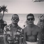 Patrick Criado Instagram - 01. EXT. PLAYA. DÍA ---------------------------