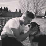 Patrick Criado Instagram - 😀😀🐶🤟