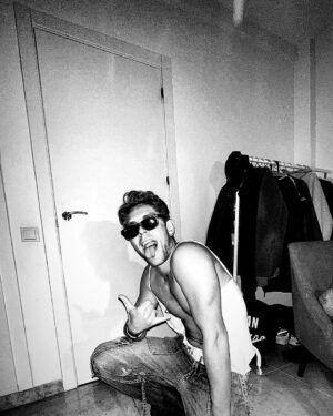 Patrick Criado Instagram - Fuck el stylist 🤘