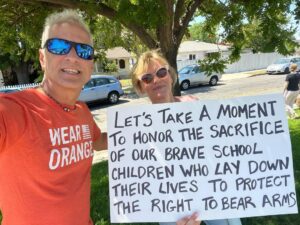Patrick Fabian Instagram - #marchforourlives 
#burbank
@marchforourlives 
#commonsensegunlaws 
☮️🇺🇸
@everytown 
@davidmileshogg 
@shannonrwatts