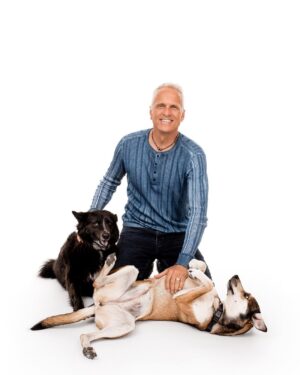Patrick Fabian Instagram - Thank you @charlienunnphotography for letting be a part of your @wagsandwalks charity book & making me look almost as good as #Lucky & #Star.
Rescue an animal and you’ll never regret it. Woof!

#rescue
#dogs
#animals