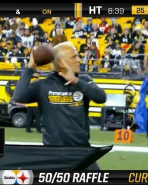 Patrick Fabian Instagram - One week ago….A blast @acrisurestadium …..Thank You!!! @steelers for another dream come true….throwing on the field at halftime and supporting the Black & Gold with fellow yinzers @mingna_wen , @wwegraves & @tommyshaw of @styxtheband …..didn’t win last week, but always a fan, no matter what!
#HereWeGo

@steelers_nation_unite 
@kingofbayonne 
@steelernationcom