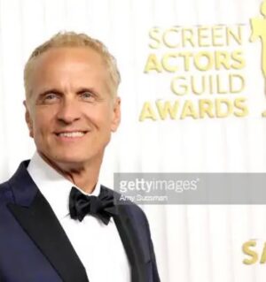 Patrick Fabian Instagram - #ShowbizFun with my @BetterCallSaul Besties…
@sagawards 2023……love these people and love this #Union.

@sagaftrafound 
@amc_tv @sptv 
@rheaseehorn  @therealbobodenkirk @daltonyco #JonathanBanks