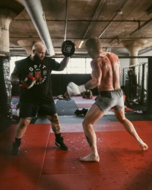 Paul Felder Instagram - Back in the lab today @marquez.mma with @seanbradymma and crew. Trying to find more balance between MMA and endurance training. Day 6 in the books. Big shout to @_curtisee for amazing 📸 work! @fewwillhunt for the swag bag 🫡 and coach John for the work. This sport is has been my life and sometimes it takes a moment you wouldn’t expect to remind you. #ironlung #philly #backinthelab 
On and then I ran 13.miles. (Cardio kills)