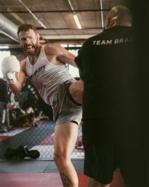 Paul Felder Instagram - Back in the lab today @marquez.mma with @seanbradymma and crew. Trying to find more balance between MMA and endurance training. Day 6 in the books. Big shout to @_curtisee for amazing 📸 work! @fewwillhunt for the swag bag 🫡 and coach John for the work. This sport is has been my life and sometimes it takes a moment you wouldn’t expect to remind you. #ironlung #philly #backinthelab 
On and then I ran 13.miles. (Cardio kills)