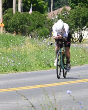 Paul Felder Instagram - Amazing weekend at @clashendurance Watkins glen! Family road trip was a success! We got 2nd in age group, 7th overall age group and 19th including the amazing pro field. This race was intense! Super choppy swim, crazy hilly bike, awesome but insane run on the Watkins Glen speedway to finish. Happy with results especially since I just didn’t seem to have the bike legs I hoped for. Can’t wait for the next one. #clashendurance #clashwatkinsglen #ironlung #triathlon 
PS! Hey @ufc and #venom let’s get a tri suit made for this former fighter!👊🏻