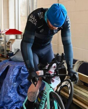 Paul Felder Instagram - Really cool Olympic distance race with @frenchcreekracing this past Saturday. Frozen hare 2! Swim was in the outdoor heated pool, then I did the bike course virtually(but had the course downloaded onto my bike computer to simulate the actual terrain/climbs) then did the run course in the brisk cold air 🥶. Amazing practice for the upcoming race season. Took it easy in the swim and tried to really push the bike and run. I forgot this race was only 6 mile run haha so actual time was 39:24! Definitely feeling ready for Oceanside April 1! #everymanjack #outdoors #triathlon #nolimits #ironlung 
P.s thanks to my coach for allowing the training shift 😝 @tilburydavis