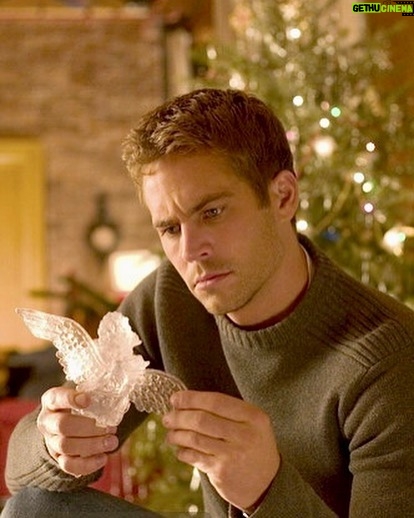 Paul Walker Instagram - It’s that time of year to pull out the decorations and start enjoying your favorite Holiday movies! ❄️ Be sure to add #PaulWalker’s #Noel to your list, streaming free on YouTube: http://bit.ly/pwnoel #TeamPW