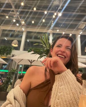 Paula Brancati Instagram - Very happy to be surrounded by parmigiano & across from @salvatoreantonioofficial 💚