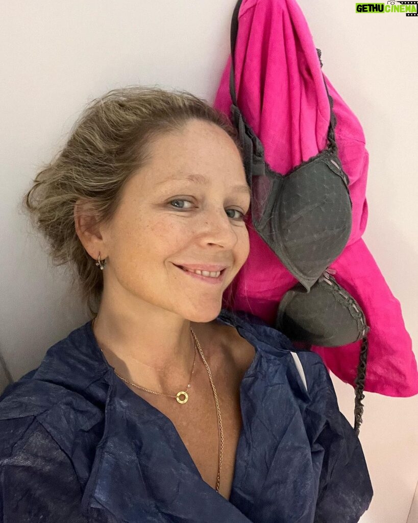 Paula Lobo Antunes Instagram - Pink October 🩷 Eu fiz o meu rastreio do cancro da mama, mais alguém? #nofilter #justbreastcancerawareness